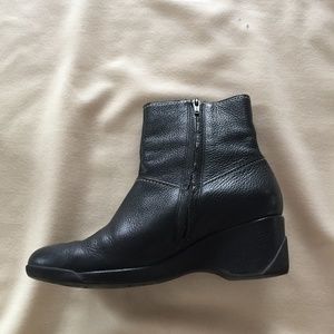 Nurture Black Ankle Boots